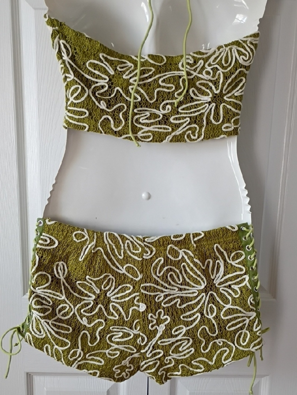 Olive Green Floral Embroidered Halter Top Short Set - Shein - Picture 4 of 4